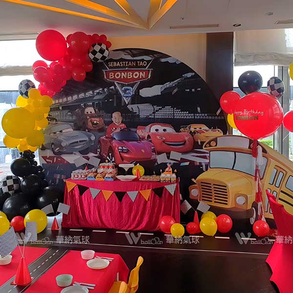 閃電麥坤氣球佈置組